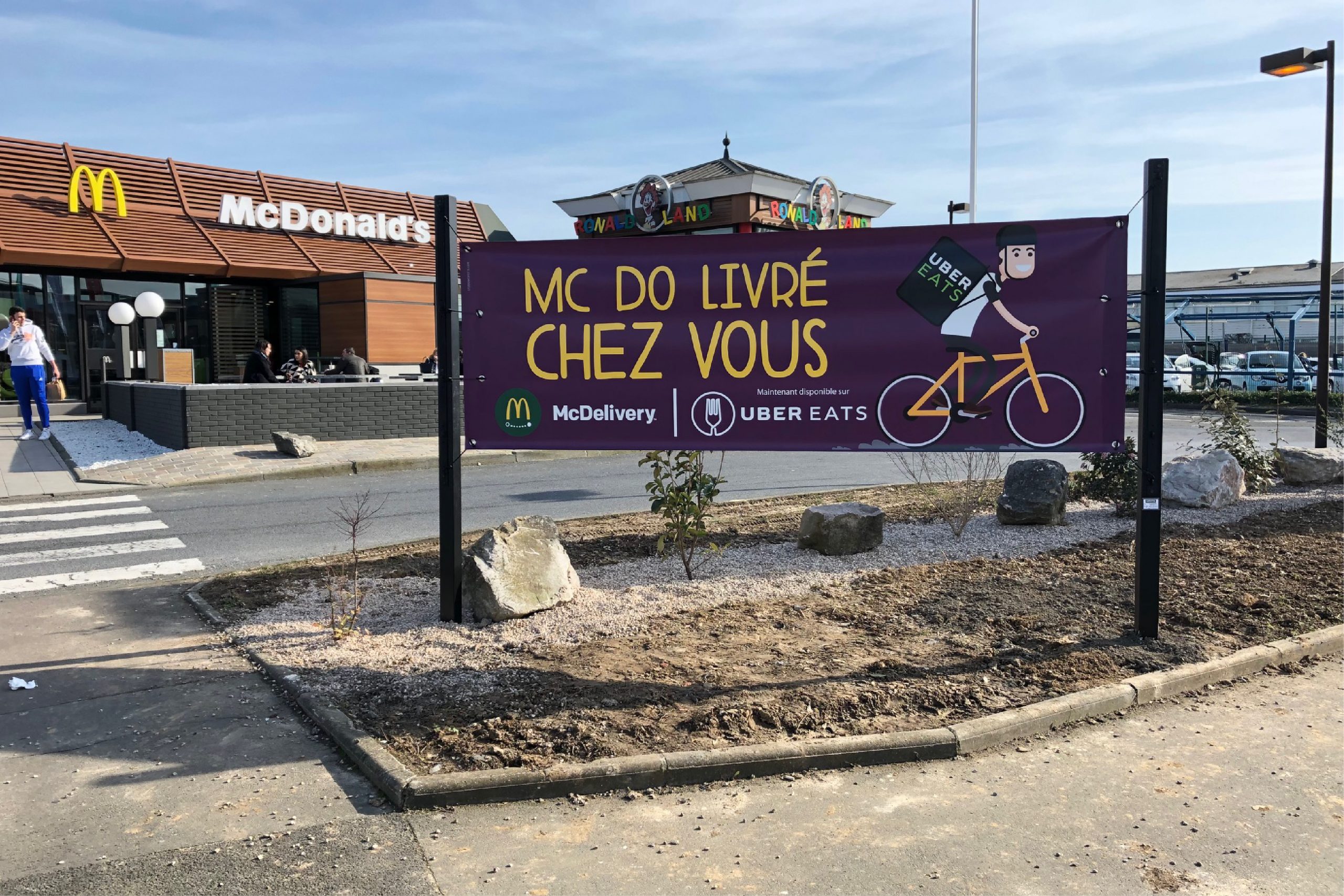 APC MC DONALD S LESQUIN (6)